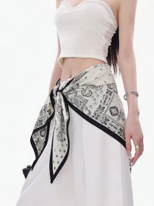 QINMEI | Khăn Lụa Quấn Eo Có Họa Tiết Hoa Đào