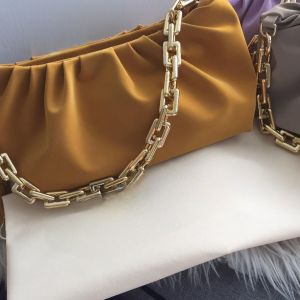 KYOMU" tas slingbag/selempang vivicho free 2 strap dan box(tas wanita) Hitam Pink