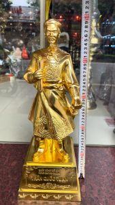 Tượng trần quốc tuấn cao 50cm bằng đồng dát vàng 9999 đế rộng 20cm nặng 7kg để bàn làm việc