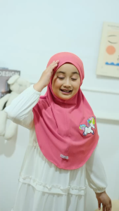 Daffi Hijab Anak Mahira Kids Terbaru 2023 & Jilbab Instan Jersey