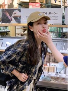 Áo Sơ Mi Kẻ Caro Nữ Xuân 2025 Thời Trang Ngọt Ngào Cay Nồng Kiểu Pháp Áo Khoác Cardigan Áo Khoác Ngoài Áo Sơ Mi Dài Tay Cổ Polo