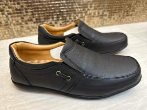 รองเท้าผู้ชายแบบสวม1842 รองเท้าหนังแท้100% รองเท้าโลฟเฟอร์ใส่นุ่มสบายเท้า พื้นเย็บใส่แล้วไม่ลื่น