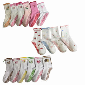 สไตล์ใหม่ ไซส์ยุโรป 34-40 1 คู่ ถุงเท้าโยคะ ฟิตเนส พิลาทิส ลายการ์ตูน ซิลิโคนกันลื่น ด้านล่างถักลายปัก