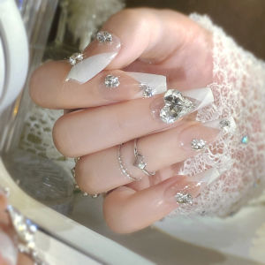 【With Glue】Ready Stock Female Mid-length Fake Nail Love sparkling diamond Decor Artificial Nail for Women and Girl Party Activity