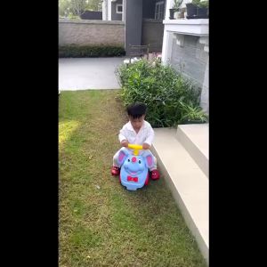 รถขาไถ KIDDIELAND ช้างน้อย ช่วยฝึกการทรงตัว สุดฮิต มีเสียงมีไฟ สีสันสดใส ใหม่ล่าสุด 2024