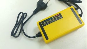 12V 1.2A Premium Charger for Sprayer Pump Knapsack with Battery Level Indicator Pengecas Batteri Rechargeable Heavy Duty