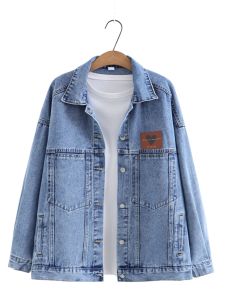 Fall 2023 Womens plus Size Loose Fit Denim Jacket Polo Collar Heart Label Casual Outerwear Long Sleeve Regular Length