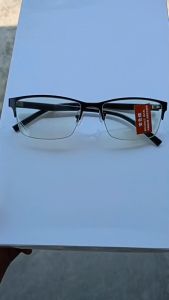 Kính đổi màu nam nữ thời trang kiểu dáng nửa viền cước đổi màu khi ra nắng