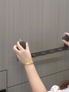 YissTiee Bathroom Suction Cup Hook Gray Storage Hook Punch-free Installation