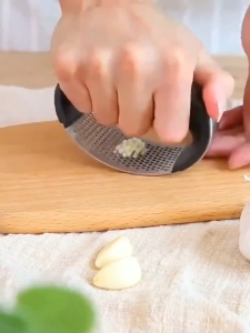 Nipiin 5PCS/SET Stainless Steel Garlic Press Rocker - Professional Grade Garlic Mincer Crusher and Garlic Presser Bulk Order Support