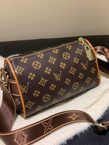 Túi Coach In Hoa Thời Trang Âu Mỹ Sành Điệu Mẫu Mới Túi Gối Da Mềm Túi Đeo Chéo Một Bên Vai Dễ Phối Thường Ngày Túi Nữ