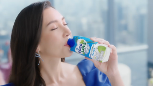 Cocolove น้ำมะพร้าวแท้ 100% ไม่เติมน้ำตาล (330ml x 1 ขวด) | น้ำมะพร้าวพร้อมดื่ม เครื่องดื่มสุขภาพ