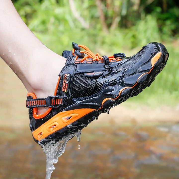 Outdoor Non-slip Hiking Shoes Men Breathable Beach Wading Shoes