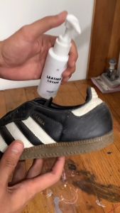 Semir sepatu kulit pelembab dan pelembut bahan kulit dr.collor