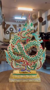 พญานาคแกะสลัก นาคราชไม้ ปิดทองเปลว เดินเส้น