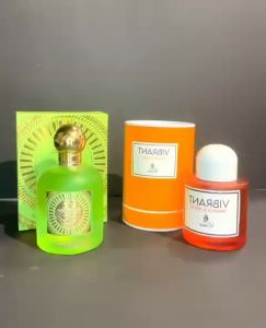 Pear Potion by Paris Corner* is a delightful fragrance that captures the essence of spring with its fresh and fruity notes. This 100ml Eau de Parfum features top notes of pear and apple heart notes of jasmine and caramel and base notes of raspberry.