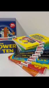 10 ชิ้น/เซ็ต Horrible Murderous Maths เด็กคอลเลกชันห้องสมุดเด็กประถมศึกษาการศึกษาหนังสือภาษาอังกฤษการ์ตูน