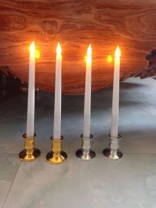 Bộ 2 Cây Nến Điện Tử Que Đôi Kèm Đế Vàng Hoạc Bạc