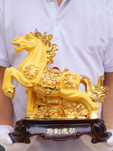 Creative Zodiac Horse Decorations Artistic Handmade Resin Home Decor Lucky Year of Horse Statues Living Room Entrance Pieces