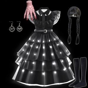 ไฟ LED สว่างขึ้นชุดเจ้าหญิงชุดเครื่องแต่งกายฮาโลวีนปลอมตัวชุดเด็กคอสเพลย์โกธิคสีดำชุดปุยแสดงบนเวที