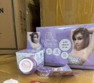 [CÓ CHE TÊN_HÀNG CHUẨN THÁI_MẪU MỚI] Kem mờ thâm nách Q-nic 15gr màu tím Thái Lan chính hãng giảm hôi nách. Kem giảm thâm nách bẹn đầu gối mông khuỷu tay bikini.