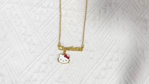 Bandai | Dễ Thương Hello Kitty Chữ Cái Vòng Cổ Hoạt Hình Thời Trang Mặt Dây Chuyền Phụ Kiện Quà Tặng Cho Bạn Bè Sáng Tạo Cosplay Trang Sức Cho Bé Gái
