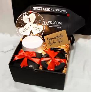 Kado Hadiah Ulang Tahun Cowok – Gift Box & Hampers Eksklusif Spesial untuk Orang Tersayang