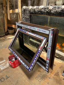 jendela almunium casement kaca 5mm.BAHAN INKALUM LEBIH TEBAL