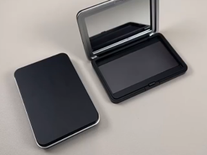 Empty Magnetic Cosmetics Palette Box DIY Eyeshadow Blusher Makeup Dispensing Storage Box