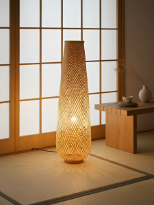 Japanese Floor Lamp Living Room Lamp Wicker Woven Bamboo Standing Lamp Shade Rustic Retro Side Lamp For Bedroom Living Room Tea House