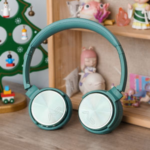 Berlin Sound 2024 New Premium Retro Overhead Wireless Bluetooth Active Noise Reduction Esports Headset Dual Channel Stereo