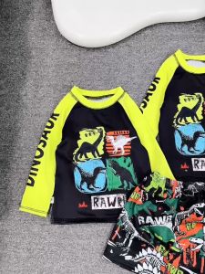 Đồ bơi bé trai dài tay 2 mảnh họa tiết khủng longBộ đồ tắmđồ đi biển cho bé trai 10-45kg