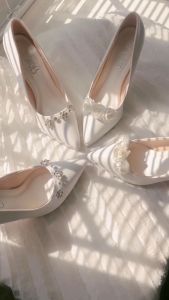 Giày Cưới da PU gót nhọn 10P đính viền 3 bông VIE độc quyển bởi SHESHOES (NEW ARRIVAL) - GC11008