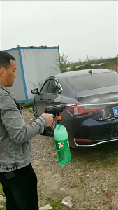 Universal Soda Bottle Adapter for Cordless Car Washers – Fits All Lithium Battery High-Pressure