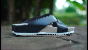 Christian Bale JESSICA Sandal Slop Wanita Kekinian Selop Cewek Flat Ban Dua Silang Terbaru