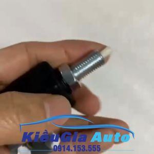 Công tắc chân phanh Hyundai Trajet 2000-2008 Chính hãng