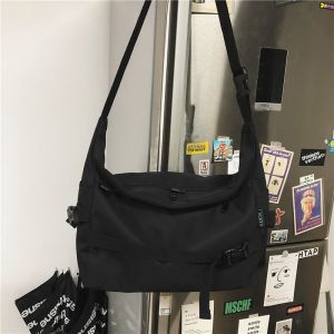 Casual Large Capacity Crossbody Bag for Women Sporty Single Shoulder Bag Japanese Style Simple Messenger Bag Fashion Trend