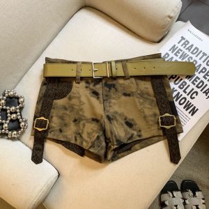 GUZILIAN | Slim Fitting Leopard Print American Style Denim Shorts