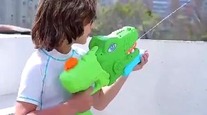 T-Rex Water Gun Mainan Pistol Air Jumbo Karakter Dinosaurus Trex BI31 BI 32