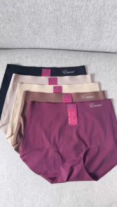 Simei อีซูน่า กางเกงในผู้หญิง เย็น ผ้านุ่ม สวมใส่สบาย Womens underwear ice silk fabric smooth seamless