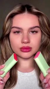 【การจัดส่ง 2-3 วัน】KUESICR ทินท์มอสทินท์บลัชออนครีมบลัชออนสีชมพูเครื่องสำอางแบบ3 in 1หลอดแต่งหน้าใช้กับริมฝีปากตาแก้ม Blush cream