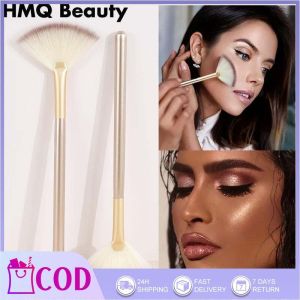 Fan Shape Highlighter Brush Highlighting Blush Powder Soft Universal Makeup Brush Portable tool