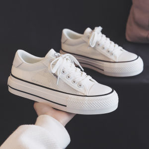 รองเท้าผ้าใบเดนิมระบายอากาศสำหรับผู้หญิง รองเท้าผ้าใบพื้นหนา ทรงลำลอง รองเท้าผ้าใบสีขาว รองเท้าผ้าใบแบบสวม สไตล์ใหม่