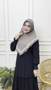 Hijab Instan Jersey Renda: Model Bergo Serut Renda Rempel Renda Terbaru