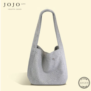 Japanese Style Embroidered Large Capacity Shoulder Bag Versatile Winter Bag Casual Simple Style Nylon Interior Daily Use