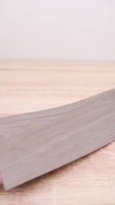 Wallpaper Stiker Lantai Vinyl Motif Kayu Ukuran 91.2cm x 15.2cm Premium 2MM Dengan Lem