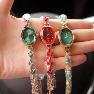 Petal-Shaped Small Green Watch Womens Bracelet Watch Womens High-End Womens Watch Luxury Jewelry Buckle Girlfriends Quartz Watch Gift Wristwatch
