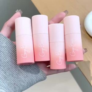Son Kem Má Hồng Gege Bear Mềm Mịn Dưỡng Ẩm Tự Nhiên Dễ Tán Tạo Lớp Nền Trang Điểm Mềm Mại Cho Lớp Nền Hoàn Hảo.