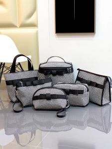 Houndstooth Cosmetic Bag Womens Portable Small Outing Mobile Phone Key Storage Small Bag Multifunctional Tote Good-looking