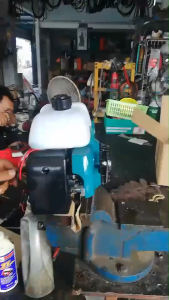 หัวเครื่องตัดหญ้ารุ่น TB411*ไม่มีมือเร่ง**ยี่ห้อ THEBOSSเครื่อง เบนซิน2 จังหวะ ระบบสตาร์ทเบา easystart มาตราฐานญี่ปุ่น รับประกัน 1 ปี เทสเครื่องก่อนส่ง